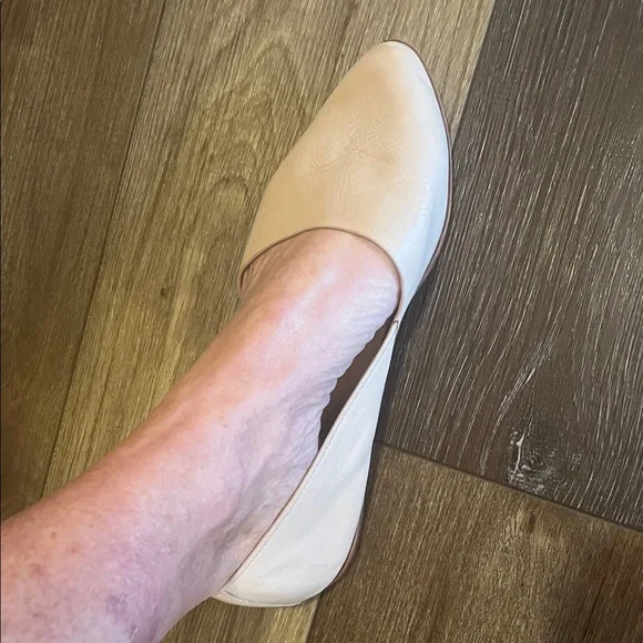 ALDO Women's Cream leather Loafers / Flats size 8 - Picture 10 of 14